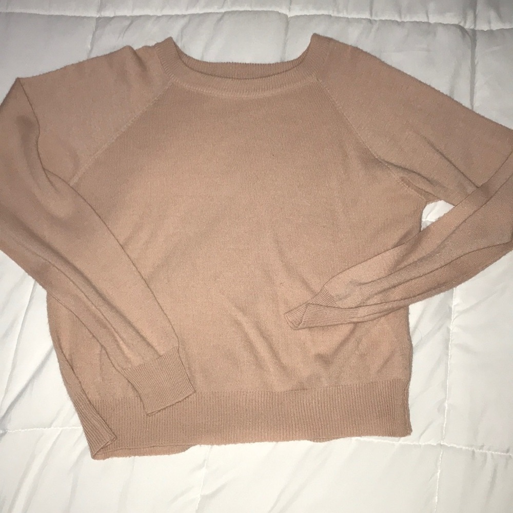 pink sweater